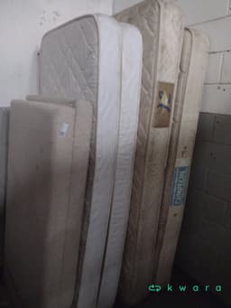 4 Colchões e base - foto 2