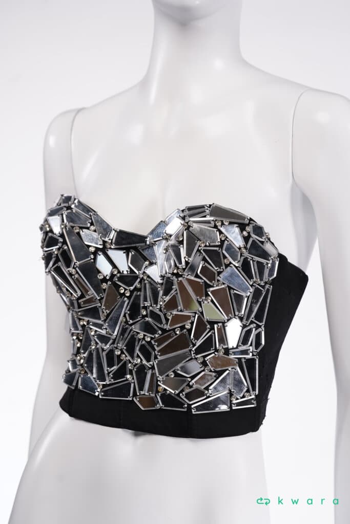 Corset de pedrarias da Dani Calabresa - foto 1
