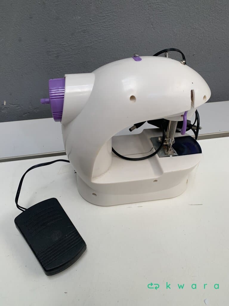 Mini máquina de costura reta portátil, liquidificador copo de vidro c/ 1,5 l e air fryer 6 litros 1500w sem óleo - foto 2