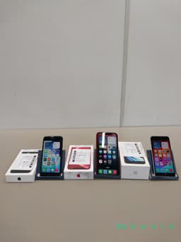 Aprox 54 Itens: Smartphones Samsung, Motorola, Oppo, LG, iPhone e Tablets diversos - foto 1