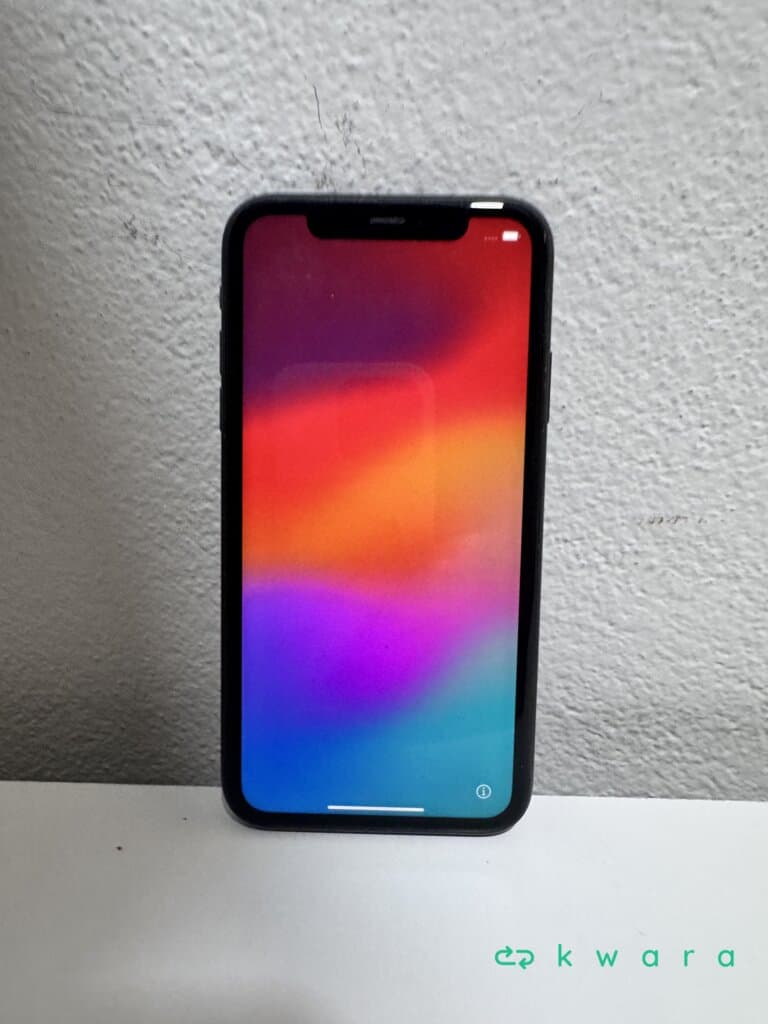 iPhone 11 Apple 256Gb Space Grey com capa protetora de silicone - foto 3