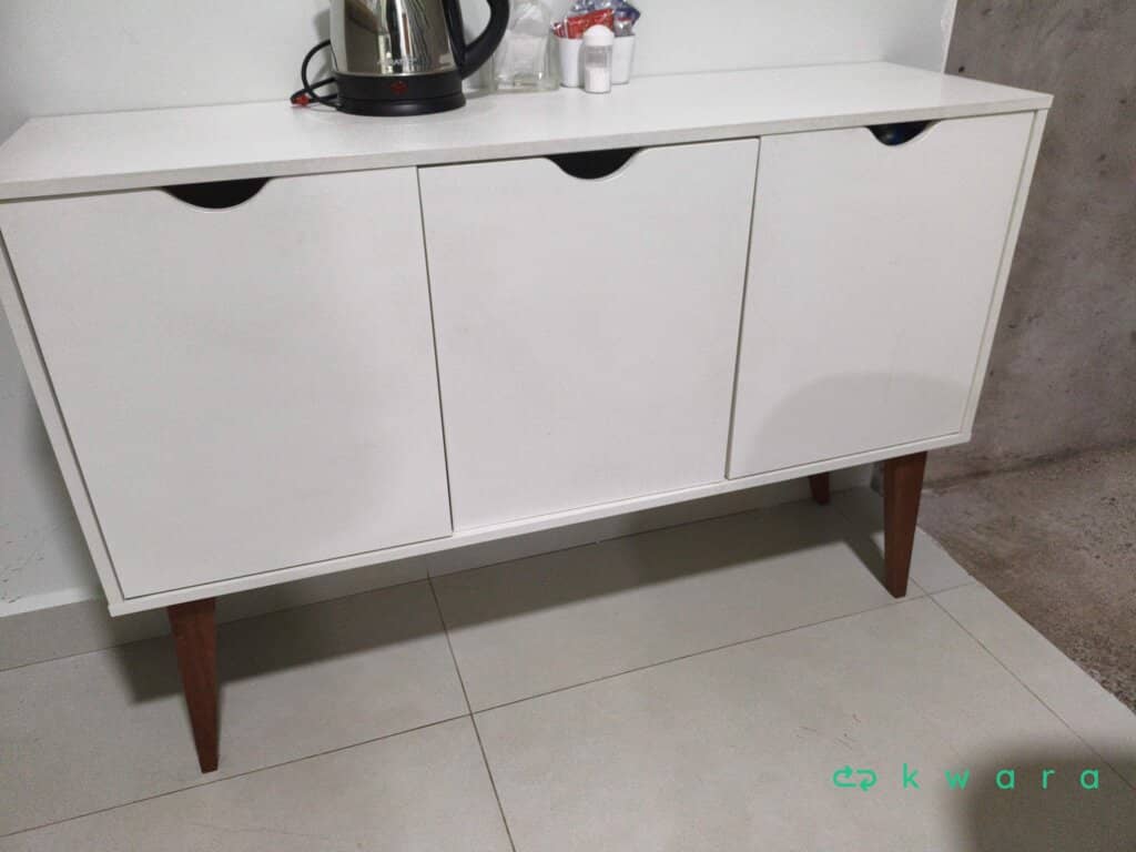 Aparador com 3 portas - foto 1