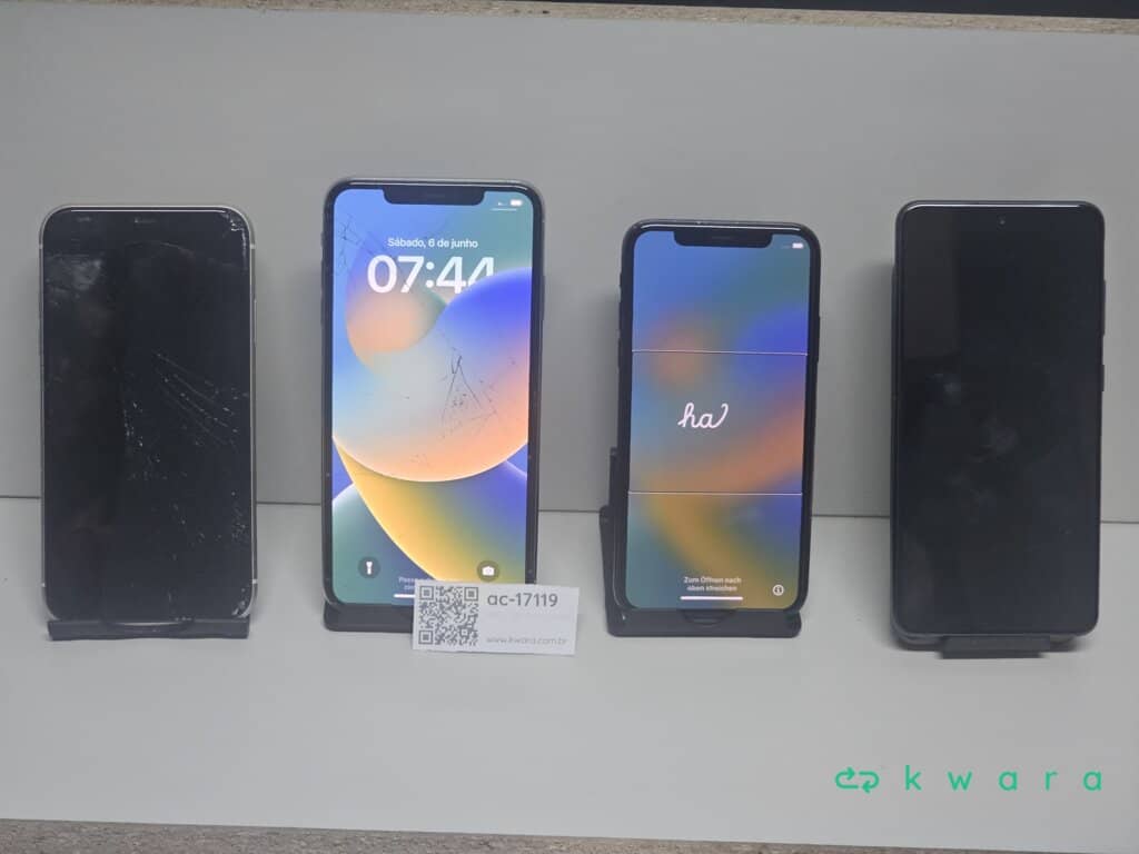 iPhone 11 64GB Branco, iPhone XS Max 64GB Prata, iPhone X 64GB Cinza Espacial e Samsung Galaxy S21 FE 5G 128 GB Preto - foto 1