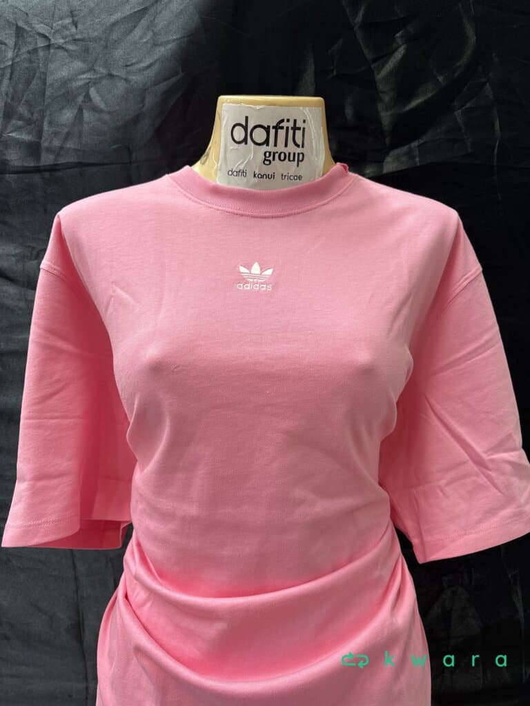 Aprox. 126 Roupas diversas (GAP, Colcci e outros) - AVA VEN VES 067 - foto 6