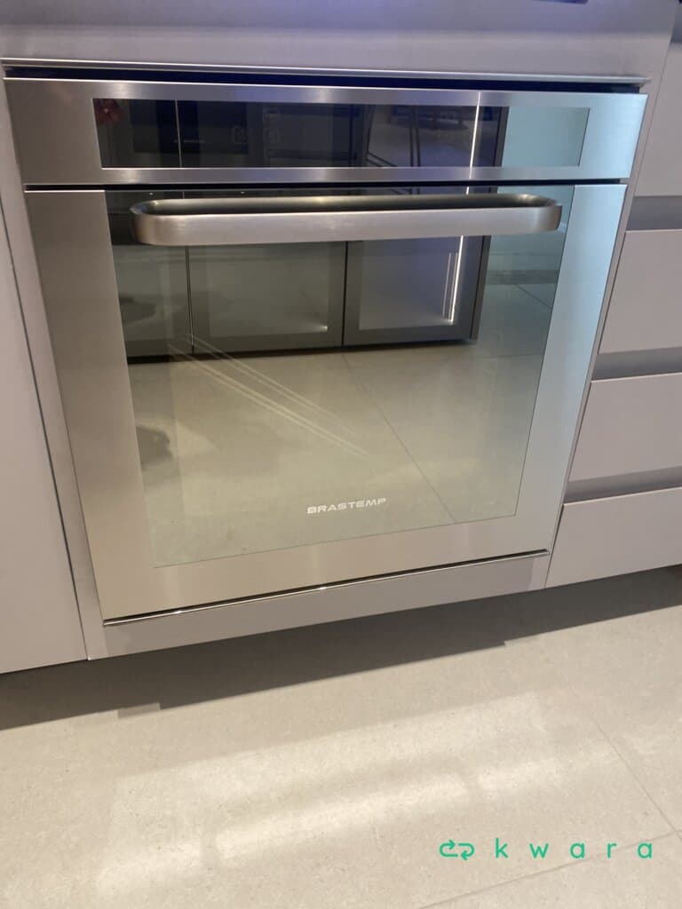 Forno elétrico de embutir Brastemp - foto 1