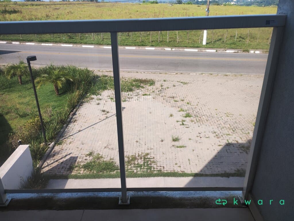 Parapeito com 3 Partes de Vidro - foto 1