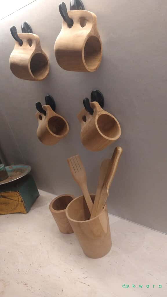 4 Copos e Utensílios de Cozinha - foto 2