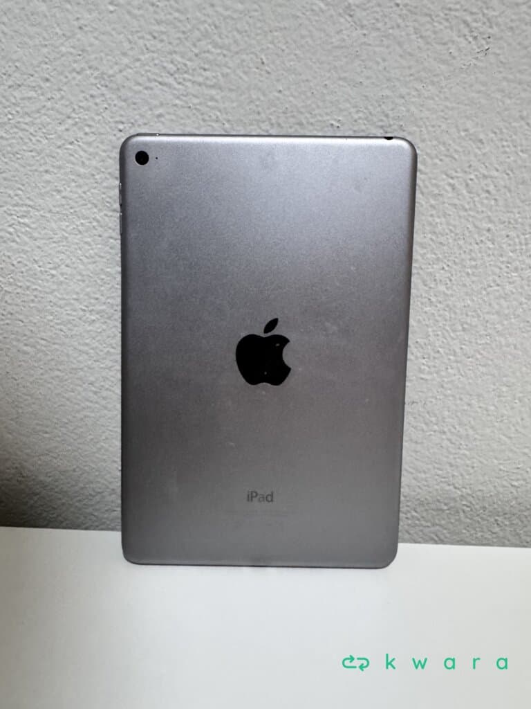 iPad Mini Apple 2ª geração com capa protetora de silicone - foto 3
