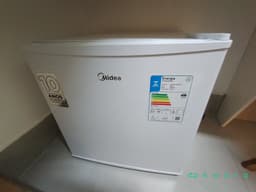 Frigobar Midea modelo MRC06B1 - foto 1