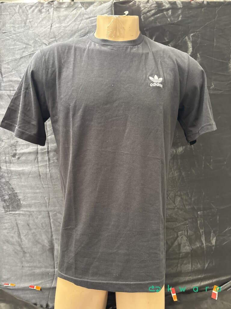 Aprox. 126 Roupas diversas (GAP, Colcci e outros) - AVA VEN VES 067 - foto 10