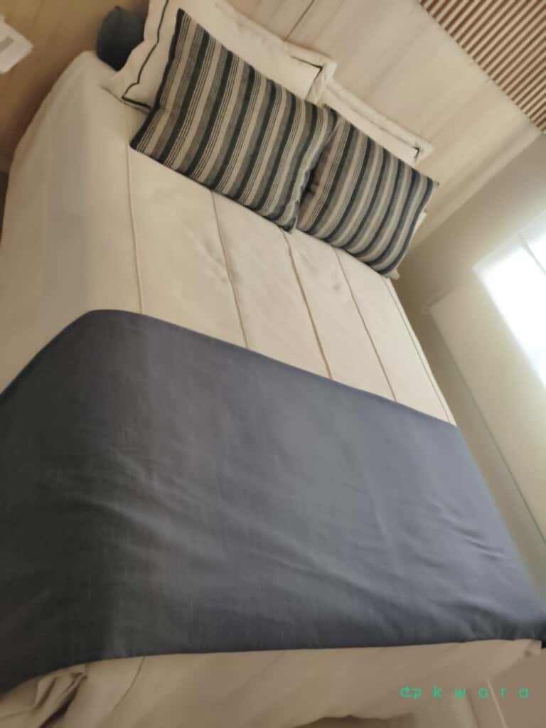 Base de cama casal com colchão (não inclui jogo de cama) - foto 2