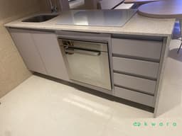 Bancada em pedra com cuba, recorte para eletros, gabinete com 4 gavetas, 2 portas e tampo de madeira Bontempo Móveis (Não inclui forno, cooktop e torneira) - foto 1