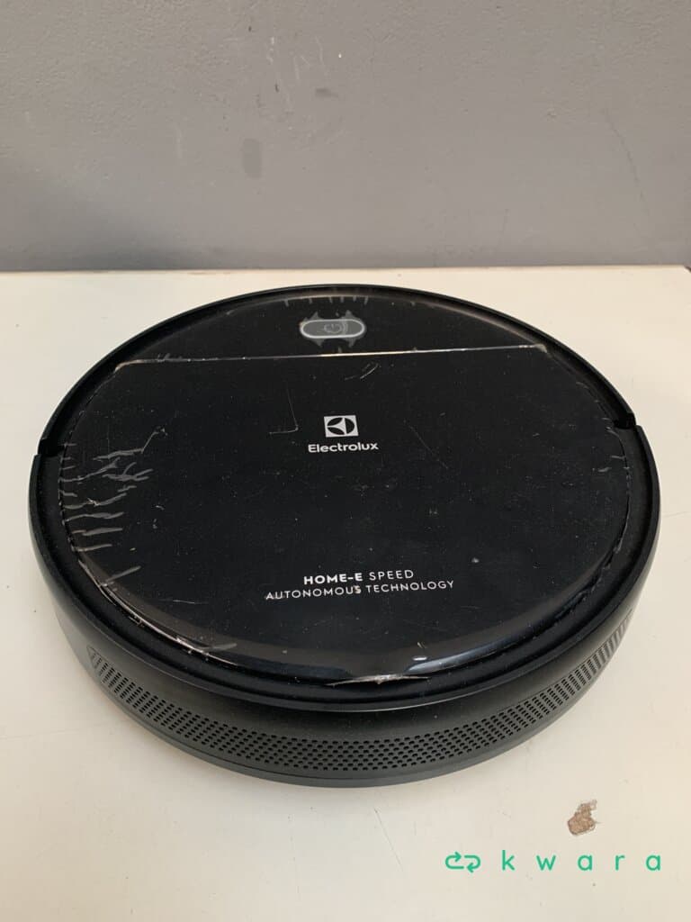 Robô apirador de pó Electrolux, liquidificador industrial 4 litros e lavadora de alta pressão K1 - foto 2