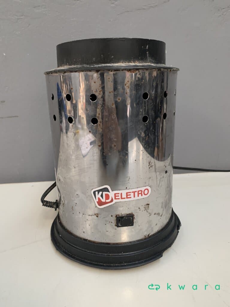 Robô apirador de pó Electrolux, liquidificador industrial 4 litros e lavadora de alta pressão K1 - foto 1