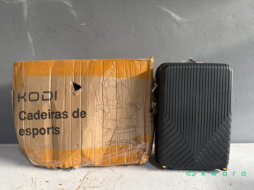 Aprox. 30 itens: Móveis, construção e vestuário - foto 1
