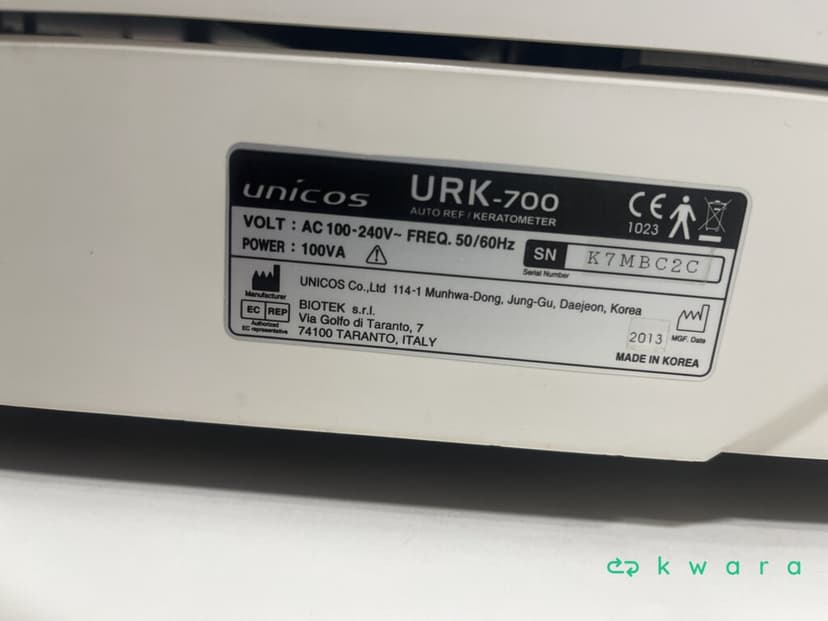 Auto refrator URK-700 -110-240v e mesa de apoio - foto 5