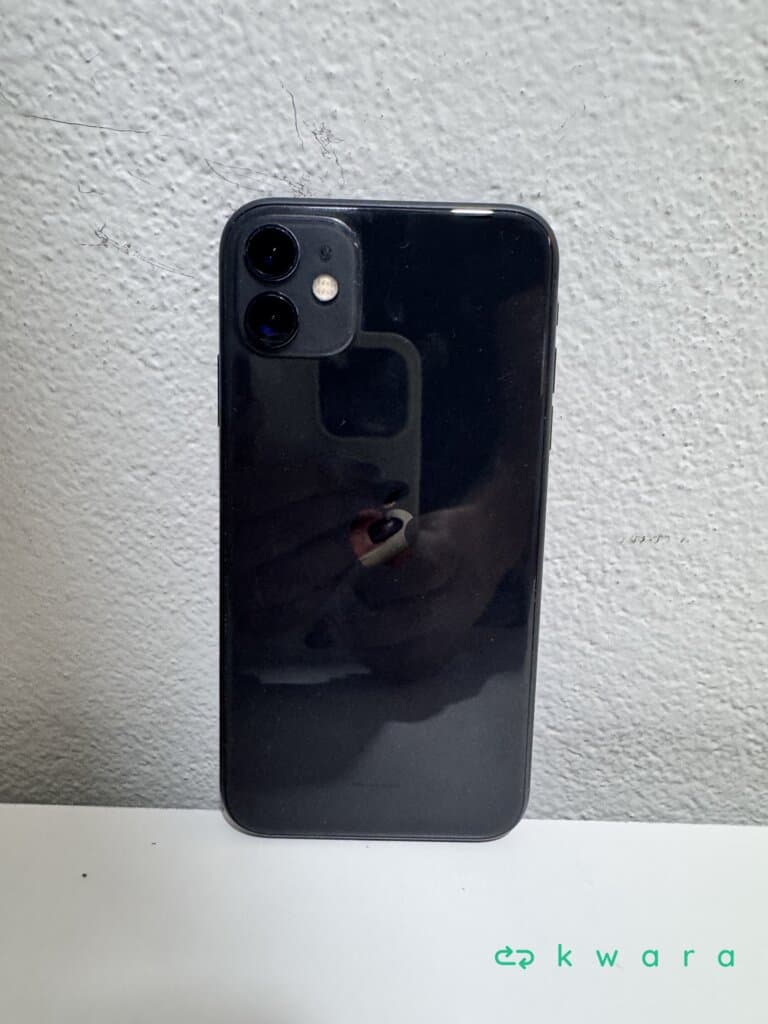 iPhone 11 Apple 256Gb Space Grey com capa protetora de silicone - foto 4
