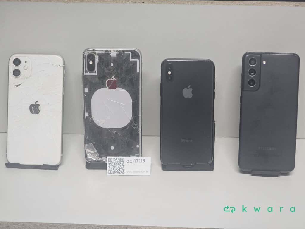 iPhone 11 64GB Branco, iPhone XS Max 64GB Prata, iPhone X 64GB Cinza Espacial e Samsung Galaxy S21 FE 5G 128 GB Preto - foto 2