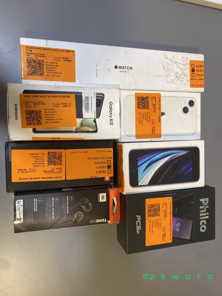 Aprox. 13 Itens Eletrônicos - Tablet, Iphone, babá, alexa e outros itens - foto 1