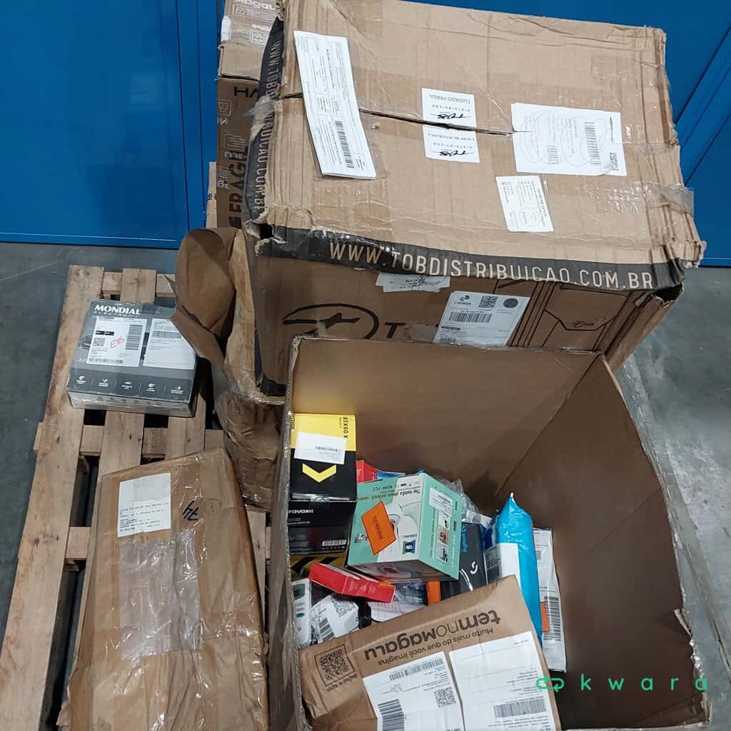 Aprox. 57 Itens: Smartphones, PCs Gamer, Câmeras e Acessórios de Eletrônicos variados - foto 4