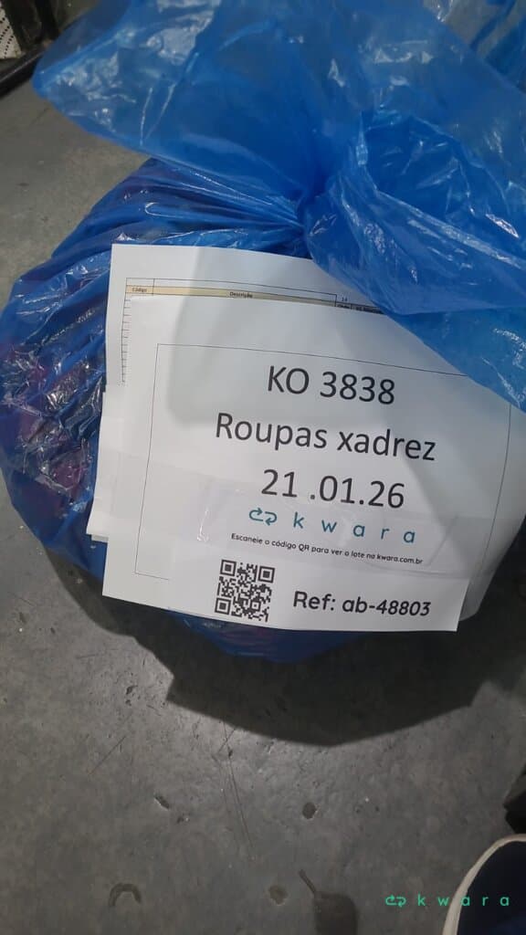Aprox. 14 roupas xadrez diversas - KO3838 - Saldo A - foto 4
