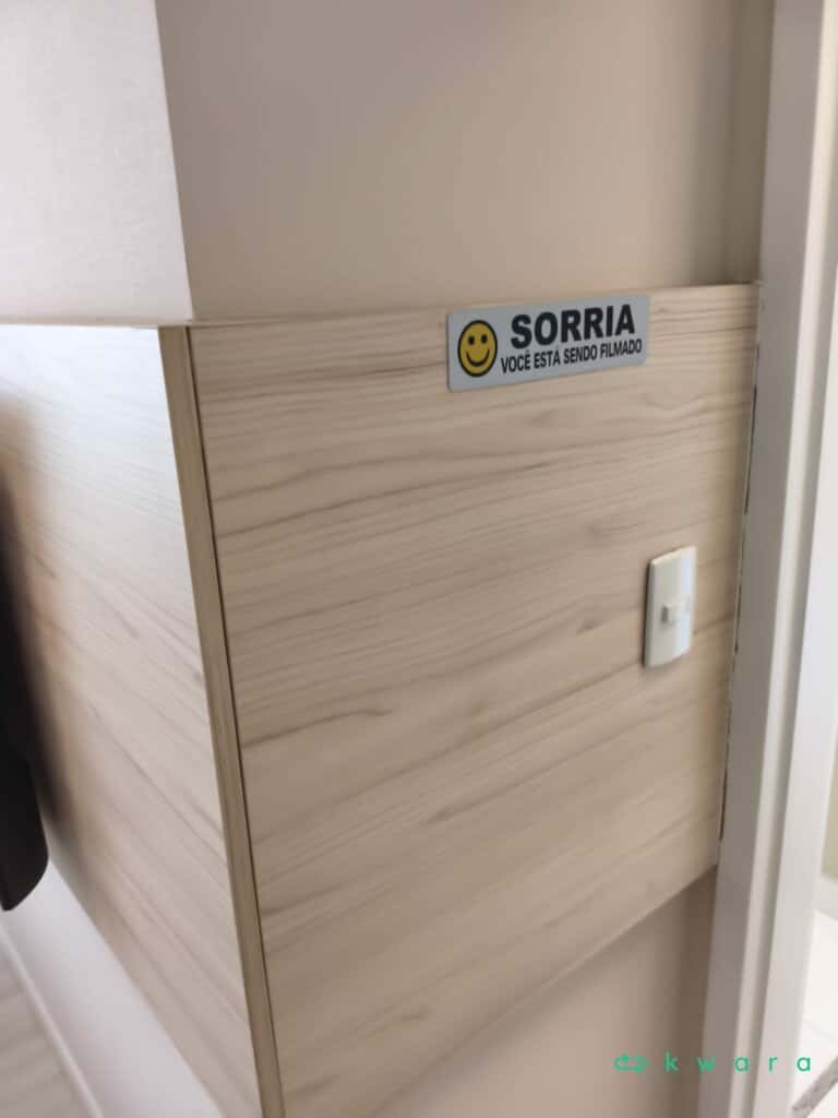 Painel de madeira em L (não inclui televisor) - foto 2