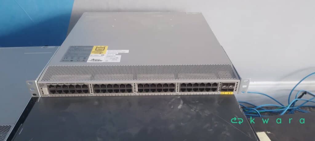 Roteador Cisco Nexus 2248tp 1G Fabric extender - foto 1