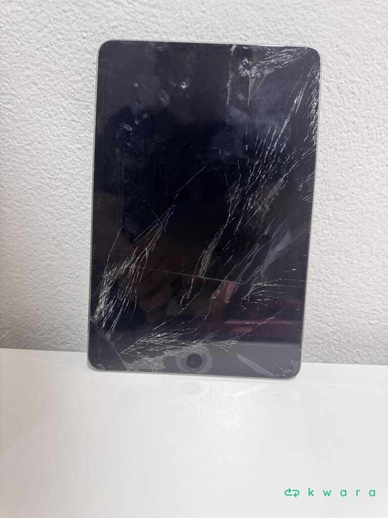 iPad Mini Apple 2ª geração com capa protetora de silicone - foto 2