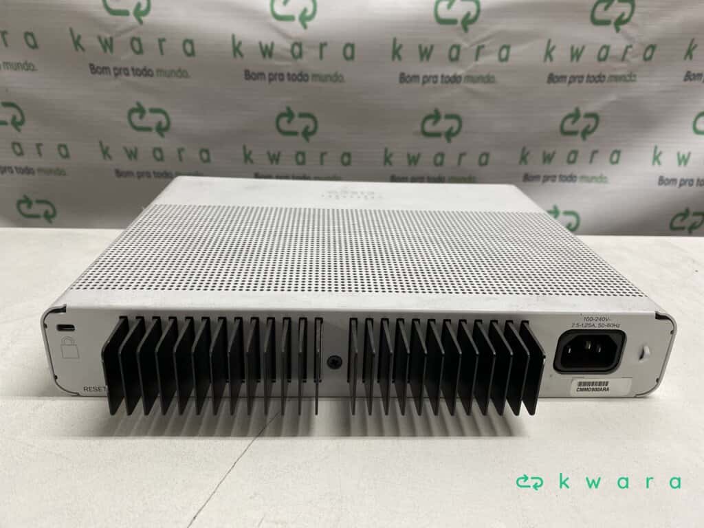 Switch Cisco - foto 2