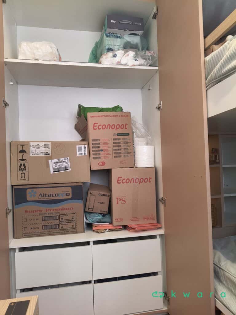 Beliche e armário com 3 portas (não inclui colchão e jogos de cama) - foto 3