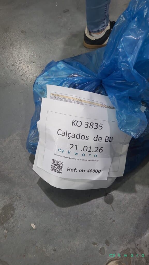 Aprox. 11 calçados bebês diversos - KO3835 - Saldo A - foto 3