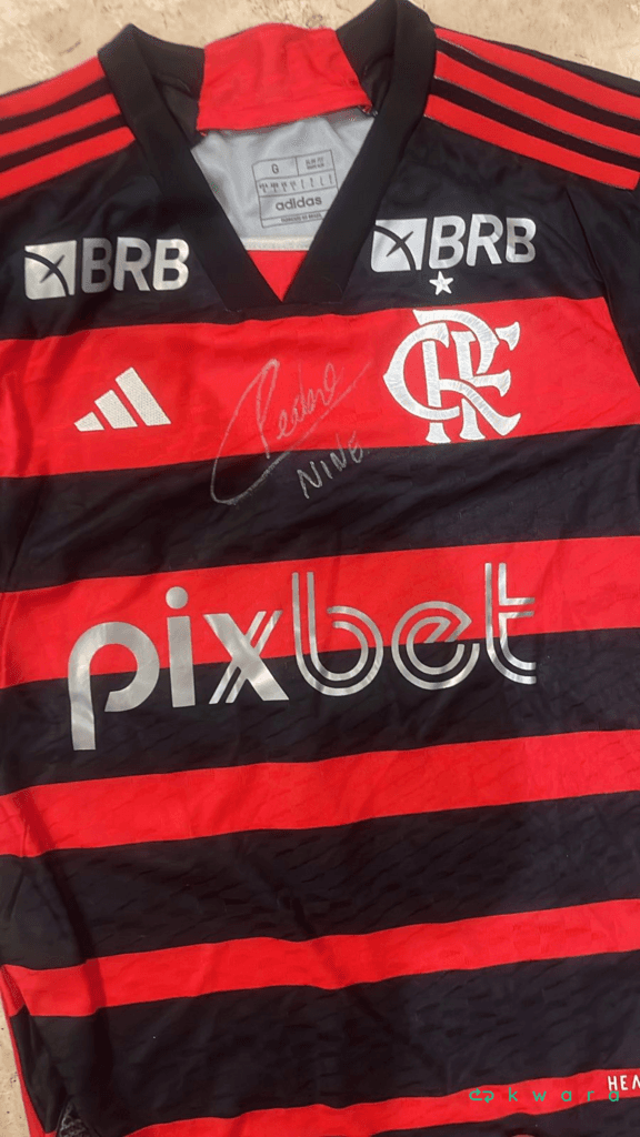 Camisa Oficial do Flamengo Autografada - foto 1