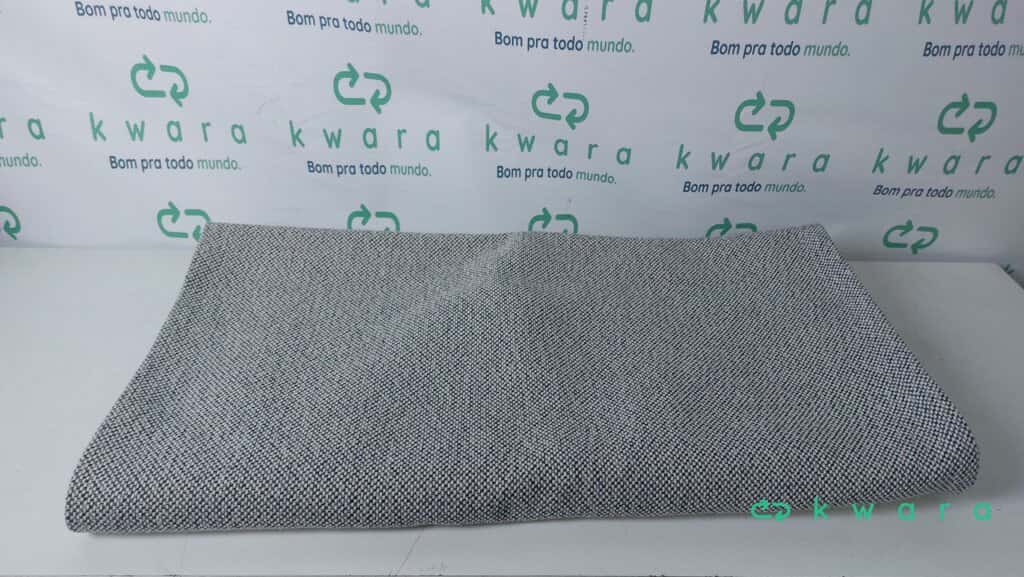 2 Travesseiros, 2 peseiras e almofada - foto 4