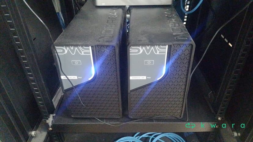 Sistema de Vigilância - Acompanha Armário, Gravador, HDs e aprox. 18 Câmeras - Não inclui equip. de rede de computador - foto 4