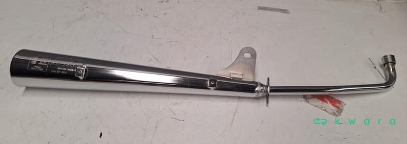 Aprox. 30 Itens - Fogareiro, copos, mop, cadeira, casinha para cachorro, escapamento para moto, pneu e outros - foto 5