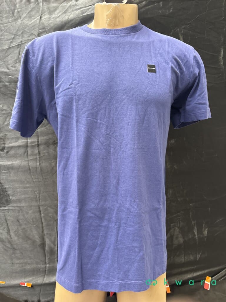 Aprox. 126 Roupas diversas (GAP, Colcci e outros) - AVA VEN VES 067 - foto 8